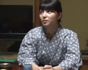 上原亜衣｜相部屋×OL×寝取り×和姦｜夜這いされ種付け強姦されるOLが気持ちよくなっちゃって・・・