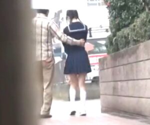 アウロリ少女×淫行｜学校帰りの制服少女JCを自宅に連れ込んで、発育途中の身体を……