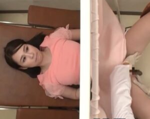 産婦人科×妊婦×診察強姦｜医者に『治療ですからね』と、診察台の上で痴漢されまくる人妻。待合室に夫がいるのに他人棒にイキまくる