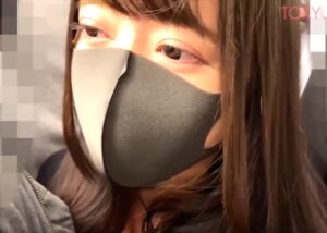 リアル痴漢×素人マスクOL×逆さ盗撮｜駅ホームから尾行して車内で犯してスカートの中に手を・・・