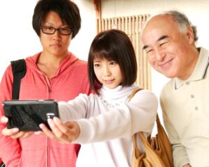 戸田真琴｜媚薬キメセク×息子の嫁×NTR強姦｜夕食に媚薬を盛られた若妻が狂おしく発情。義父に何度も犯されて中出し絶頂