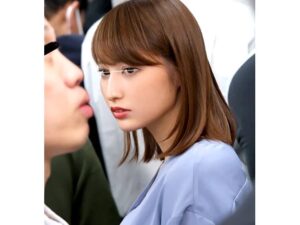 痴女娘×電車で逆痴漢｜M男のポケットに手を突っ込んでセクハラ手コキしちゃう淫乱美女。チンポを膣内に誘導して精液搾取。びゅるびゅる種付けｗ｜足立友梨 宇流木さらら 本田瞳