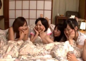 修学旅行×ひよこ少女×ハーレムSEX｜旅行で浮かれちゃったロリJKが、男子を部屋に呼んで種付けSEXしちゃう