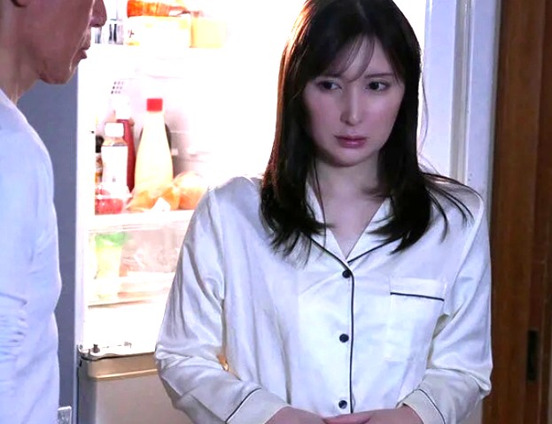 仲村みう｜息子の嫁×婚活NTR種付け｜子宝が欲しい奥さま。同居する夫の父親にハメ犯されビュルビュル膣内射精。早漏夫とのSEXは違い何度も絶頂しちゃうｗ